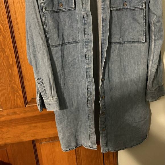 Universal Thread Light Blue Denim Shirt dress medium long sleeve pockets faded - Picture 7 of 13